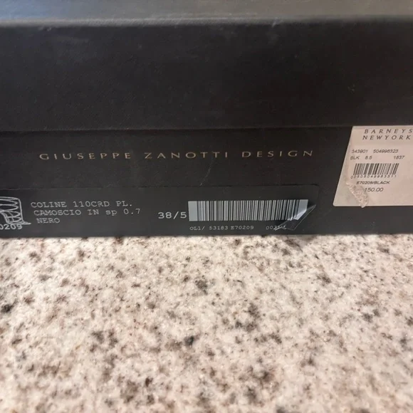 Women’s Size 38.5 Giuseppe Zanotti Design Black and Gold Strappy Sandal - Picture 9 of 11